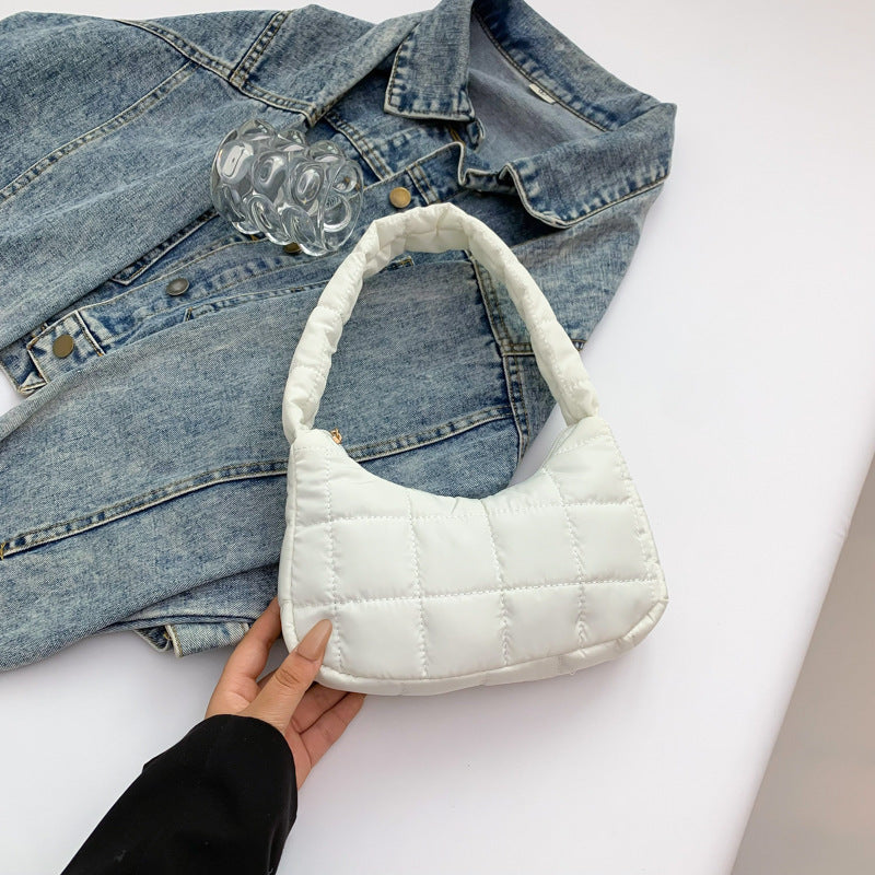 Fashion Simple One Shoulder Underarm New Moon Bag Women's